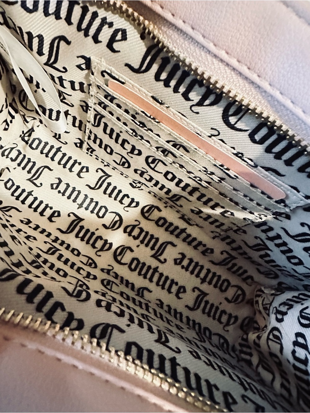 Juicy Couture Pink Monogram Logo Compact wristlet and Crème shop - Picture 8 of 9
